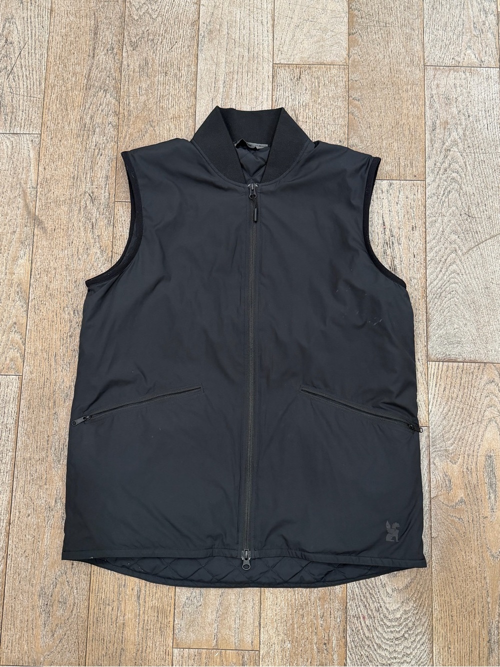 Chrome Industries Bedford Insulated Vest Black Mens Cycling Bike Gilet Sz M
